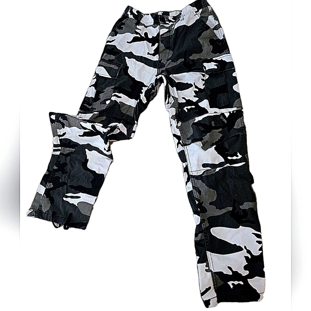 Nwot Men's Camouflage Cargo Army Pants Size 27